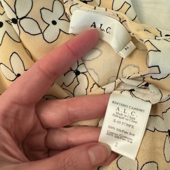 A.L.C. XS Silk Floral Print Layered Top Peach - Picture 5 of 7